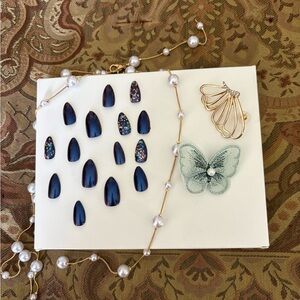 Elegant Blue and Multicolor Press-On Nails